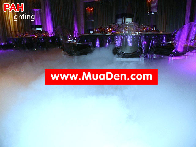 máy phun khói trang trí sân khấu nhà hàng tiệc cưới